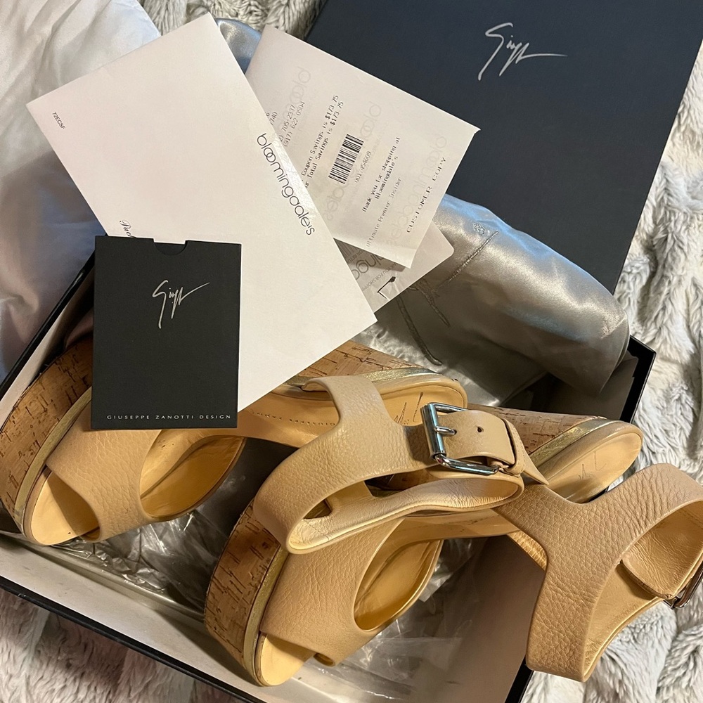 Giuseppe zanotti - Picture 7 of 16
